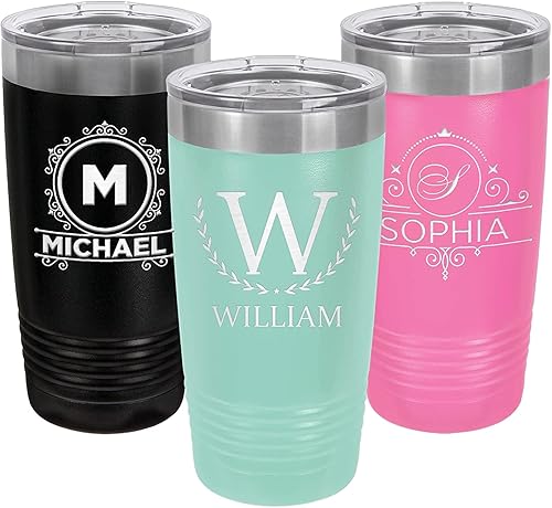Vasos de café personalizados con monograma con inicial y nombre, 20 onzas, grabado con láser en acero inoxidable aislado al vacío, taza de viaje con