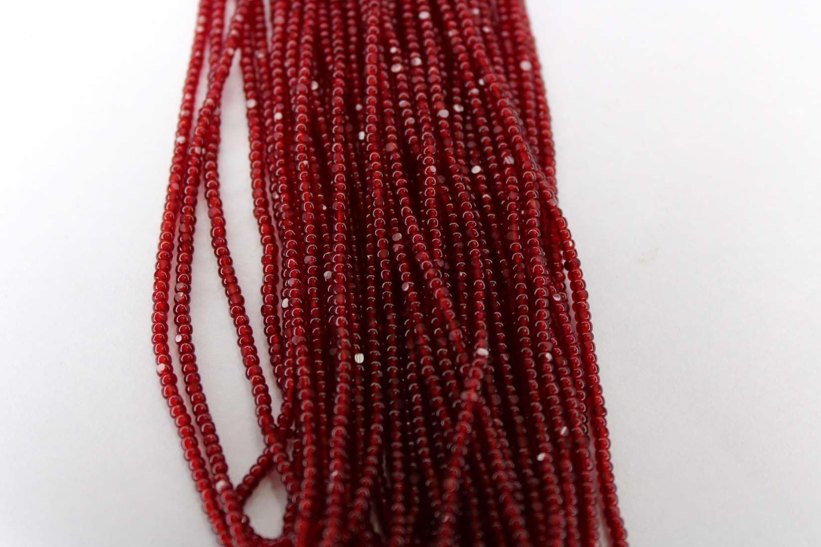 11/0 Charlotte True Cut Beads, Tr. Dark Red, (2 Perfect Facets) 1 Hank, Colourfast, Embroidery Jewelry Supply, Vintage Beads, Premium True Cuts. 90120