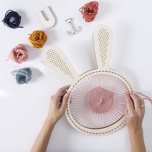 Miniatura 4 de Sozo DIY Kit de tejer diseños para niños. Gran regalo para principiantes. Incluye todo lo que necesitas para hacer una decoración de hogar  Conejo