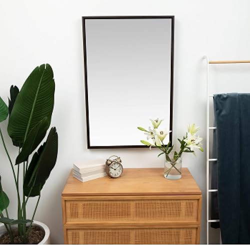 Miniatura 9 de Hamilton Hills Espejo con marco dorado de 30 x 40 pulgadas, grandes espejos rectangulares de baño para pared, panel de vidrio flotante con borde,