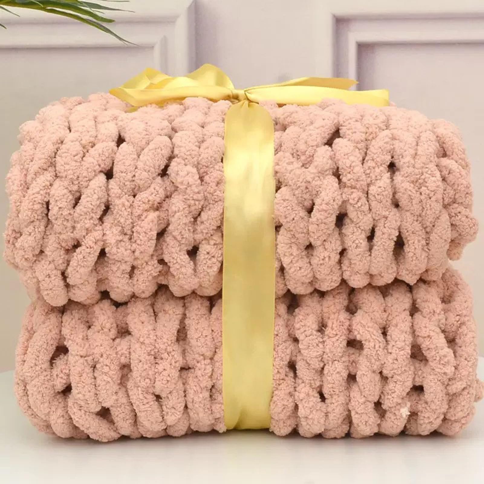 Wttfc Chunky Knit Throw Blanket, Soft Cozy Hand Knitted Chenille Throw Blanket, Large Throw Blanket for Bed, Couch, Sofa, Home Decor, Machine Washable,Khaki,60x60cm