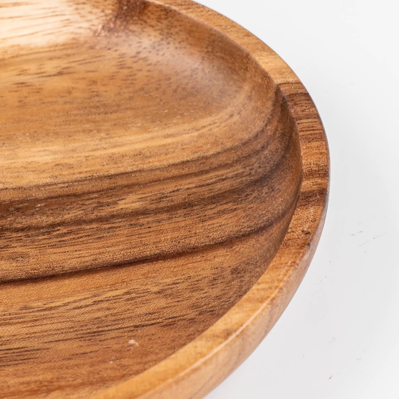 levandeo Lot de 4 assiettes rondes en bois d'acacia - Diamètre : 30 cm - Assiettes décoratives en bois d'acacia - Fabriquées à la main - Décoration de table unique
