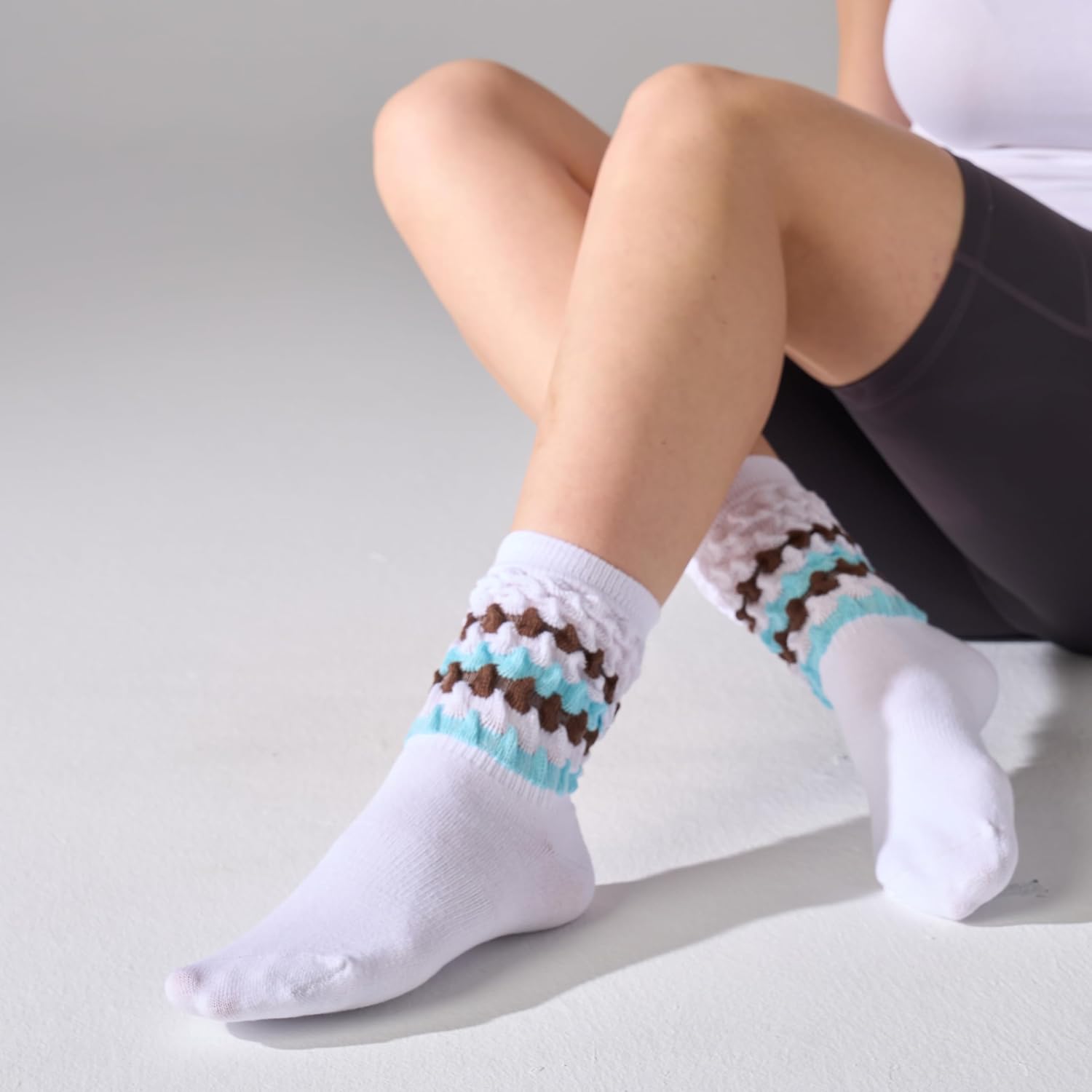 Women's Slouchy Socks Soft Casual Calf Socks Retro Scrunch Crew Socks 3/4 Pairs - Image 3