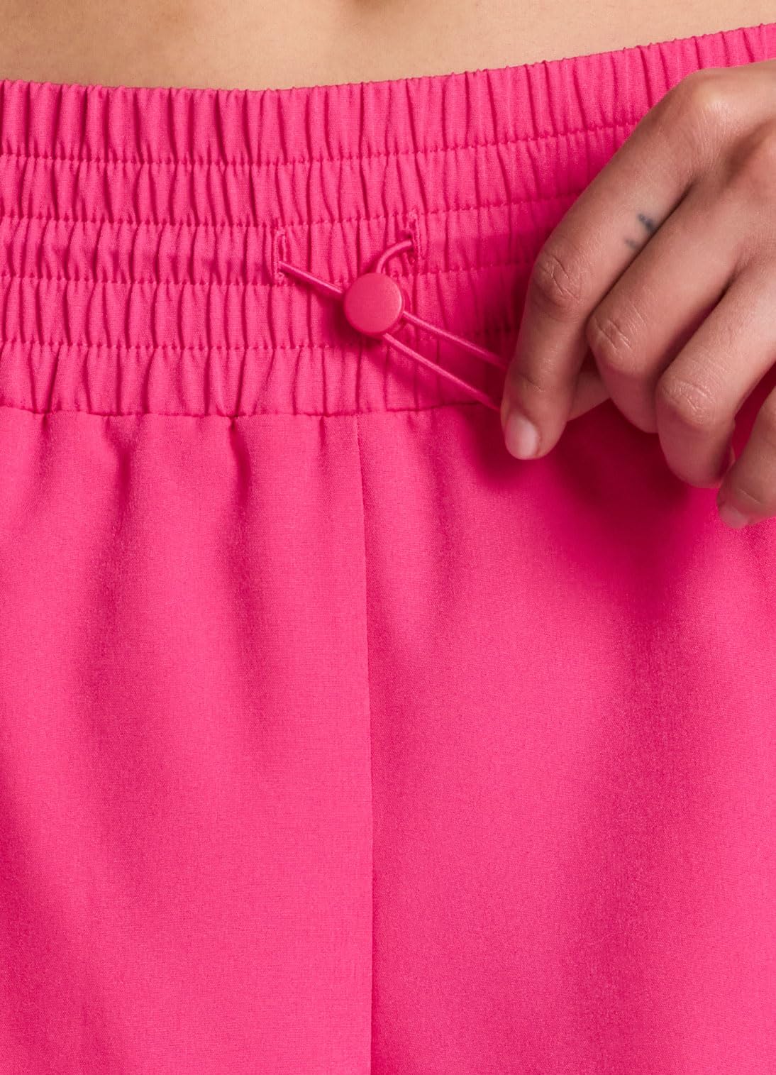 RBX Pantalones cortos de correr con forro activo para mujer, pantalones cortos de entrenamiento de secado rápido con forro y cintura elástica con cordón elástico