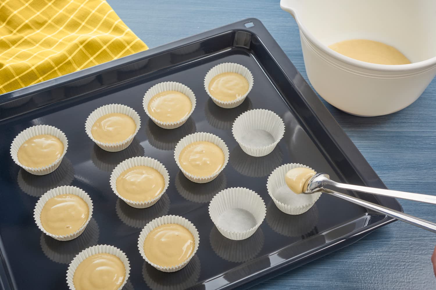 Dr. Oetker Muffins 12er Probier-Set Backmischungen Rührteig Schoko Marmor Zitrone klassisch Schokostückchen 12 Cupcakes Papierbackförmchen