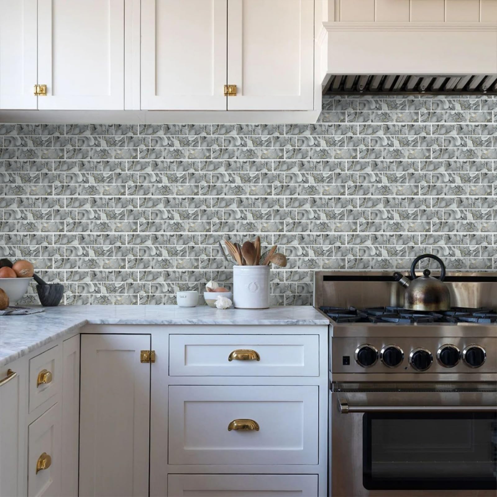 Adesivi per Piastrelle Effetto Marmo Grigio Oro per Cucina, in PVC, autoadesivi, Resistenti, per pareti e Pavimenti del Bagno, antiolio, Rimovibili, 15x30 cm/24 Pezzi