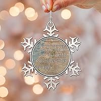 Vista 9 de Adorno de Navidad con mapa del mundo antiguo, We Travel Not to Escape Life, adornos metálicos de copo de nieve para árbol de Navidad, mapa del mundo