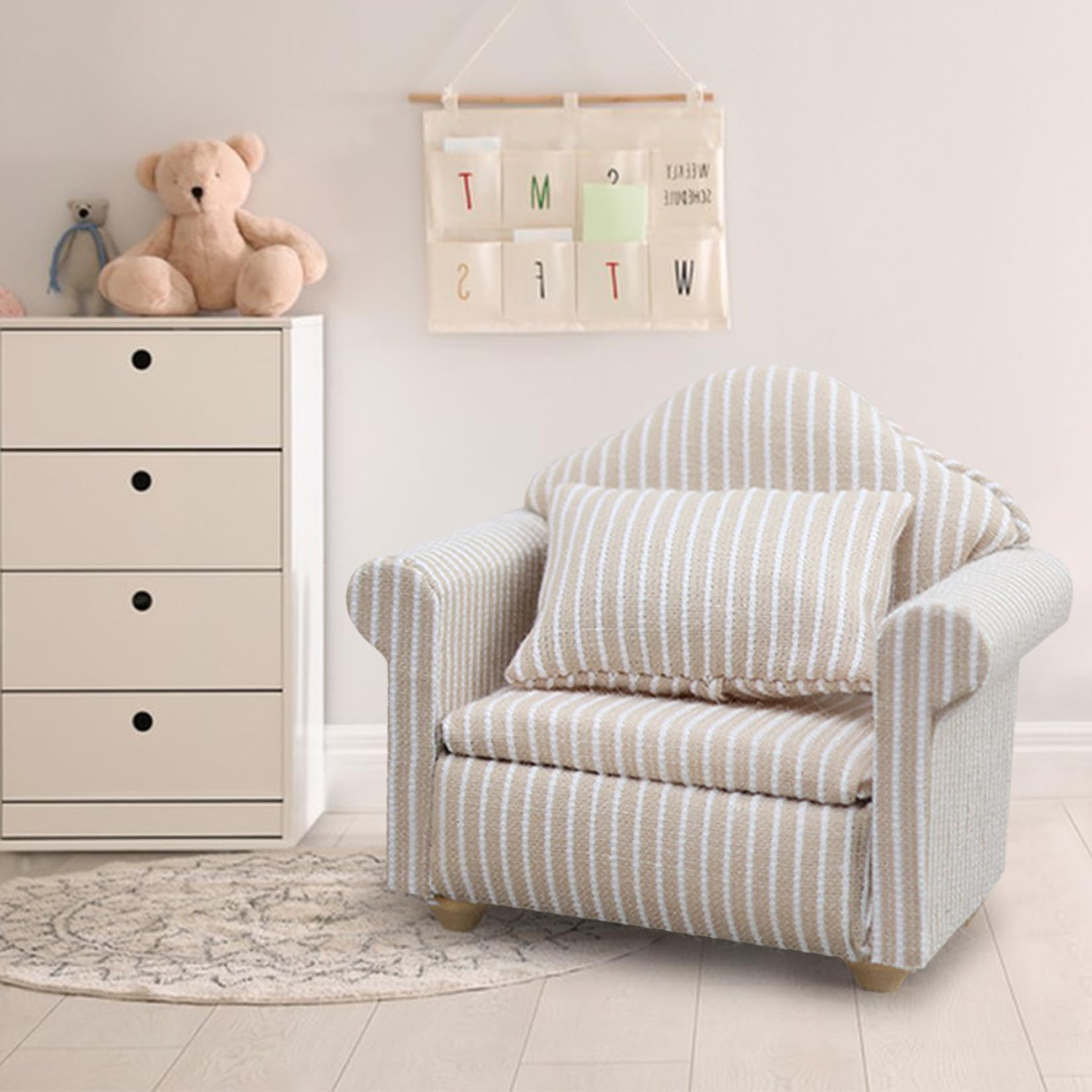 JurciCat Mini Canapé De Maison De Poupée En Bois - Meuble Accessoire Avec Coussin (Version B)