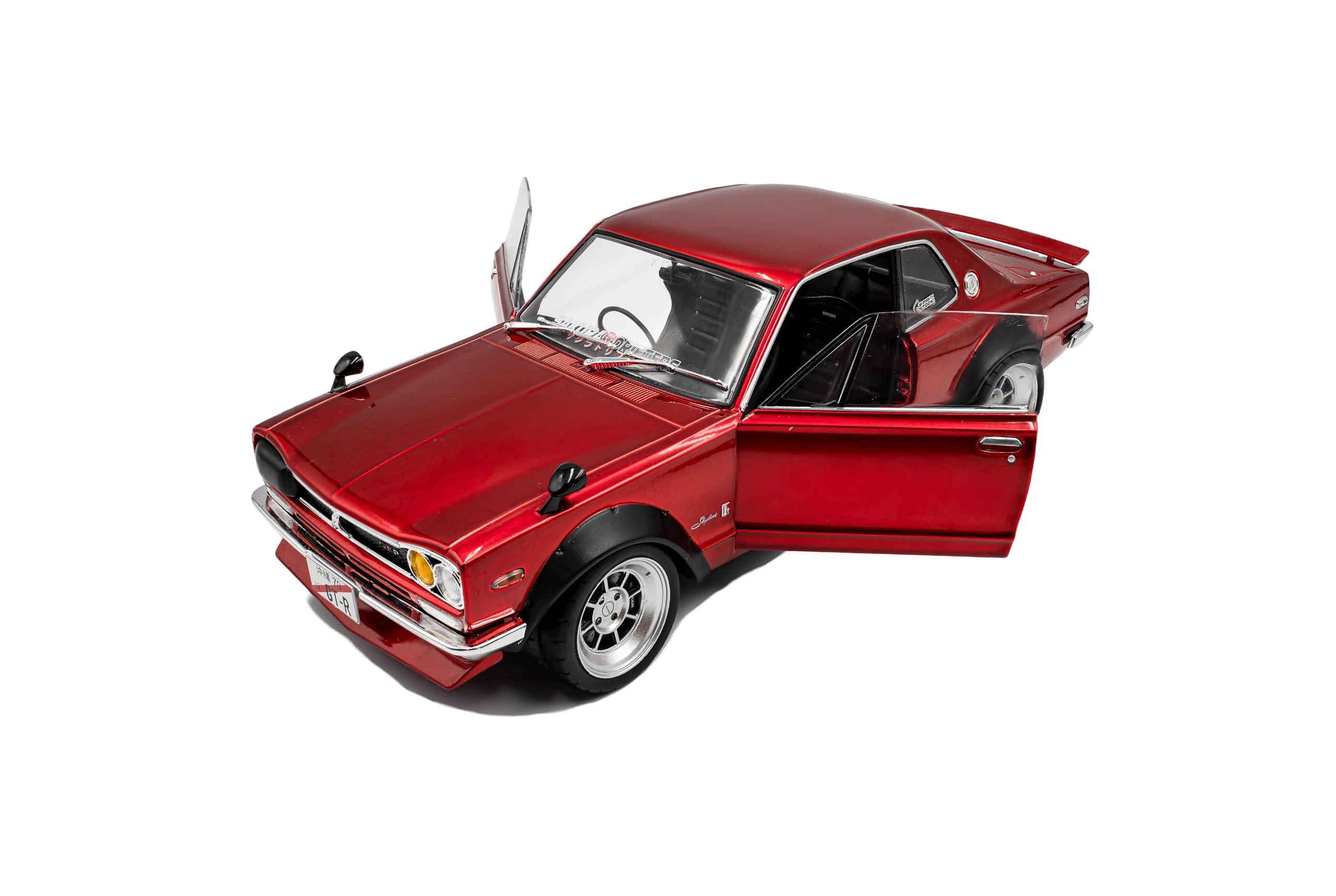 Solido Nissan Skyline (C10) Hakosuka – JDM-Klassiker, kantige Coupéform, Motorsport-Look, Kotflügelverbreiterungen, Diecast Modellauto, Rot, 1:18
