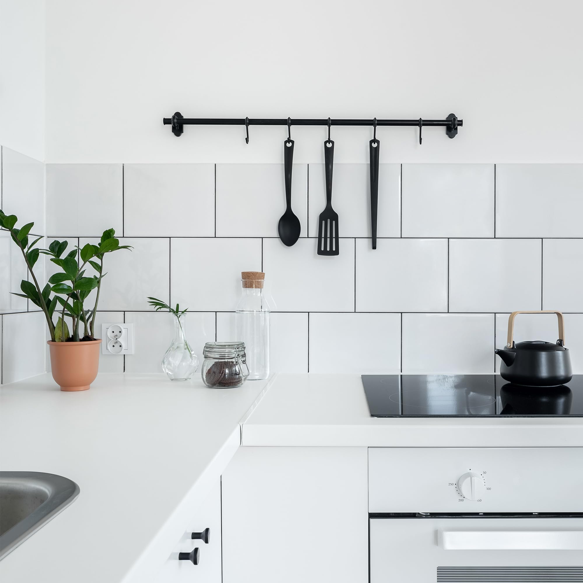 EPODEX 1K Fliesenfarbe Küche, Badezimmer & mehr - Polarweiss | Fliesenlack für normal beanspruchte Wandfliesen, seidenmatter Lack, 1kg (8m² bei einmaligem Anstrich)
