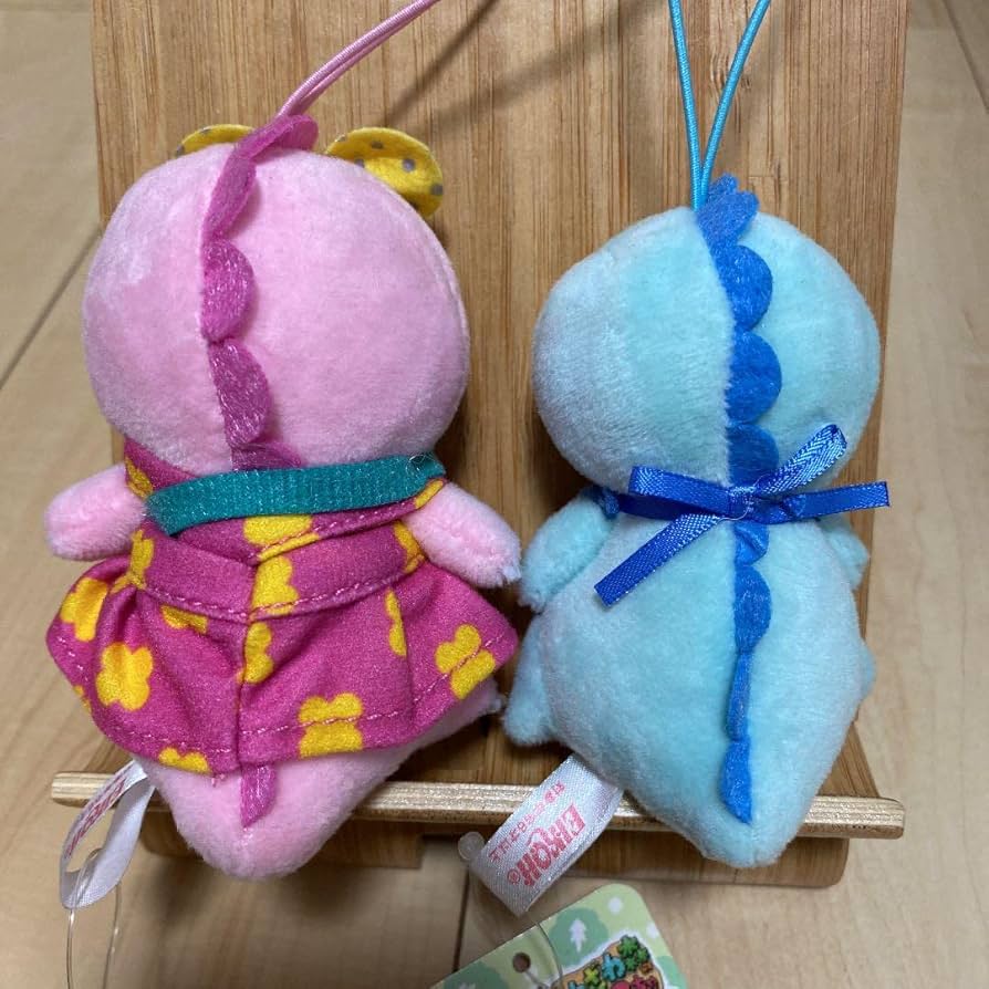 【3本】TikTok　こころちゃん　ストラップ　もりもりおまけ付き ROOP TOKYO 「3color」ふわふわクマ ぬいぐるみ付きスマホ