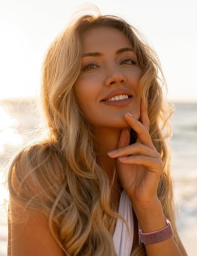 Miniatura 5 de W-RARA Correa con grabado floral compatible con Fitbit Versa 4Versa 3Sense 2Sense Band para mujer, bonita correa de silicona suave con diseño de