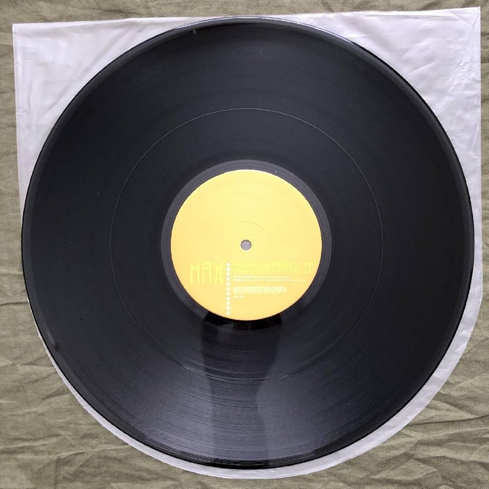 Amazon.co.jp: 傷なし美盤 美ジャケ ほぼ 2002年 マックス Max