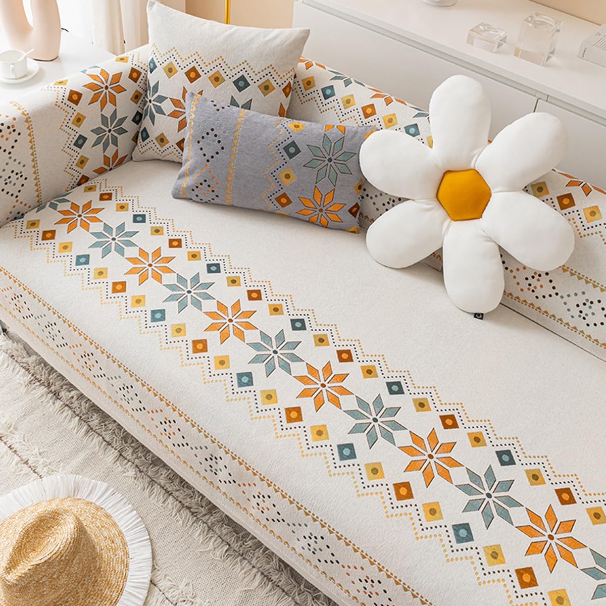 Housse de canapé bohème matelassée idéale pour créer un salon cocooning et propre
