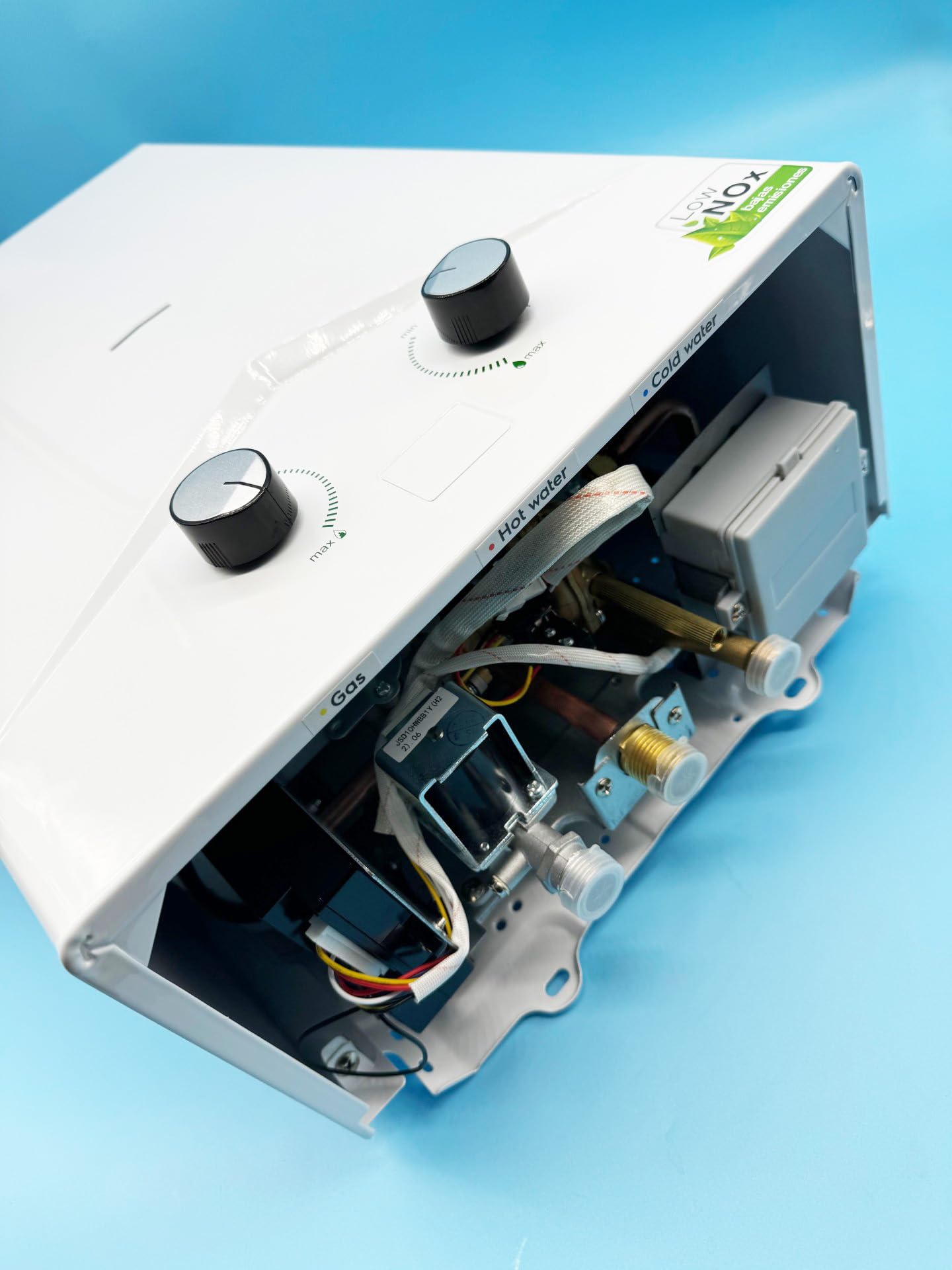 Calentador de Agua a Gas Butano 10 Litros Bajo NOx | Calentador Domestico con Bajas Emisiones de NOx | Encendido Automatico