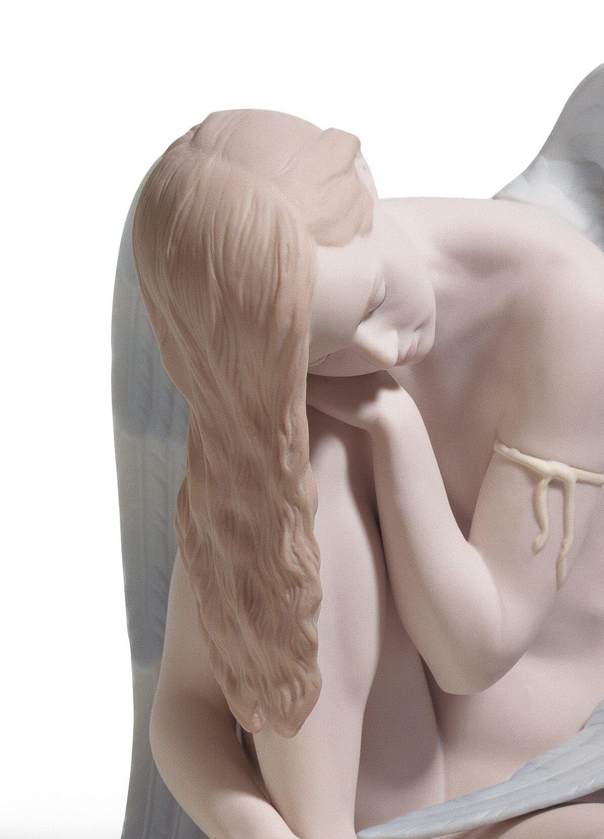 LLADRÓ Figurka Cudowny Anioł. Figurka z Porcelany Anioł. Figurka dekoracyjna. Porcelana luksusowa.