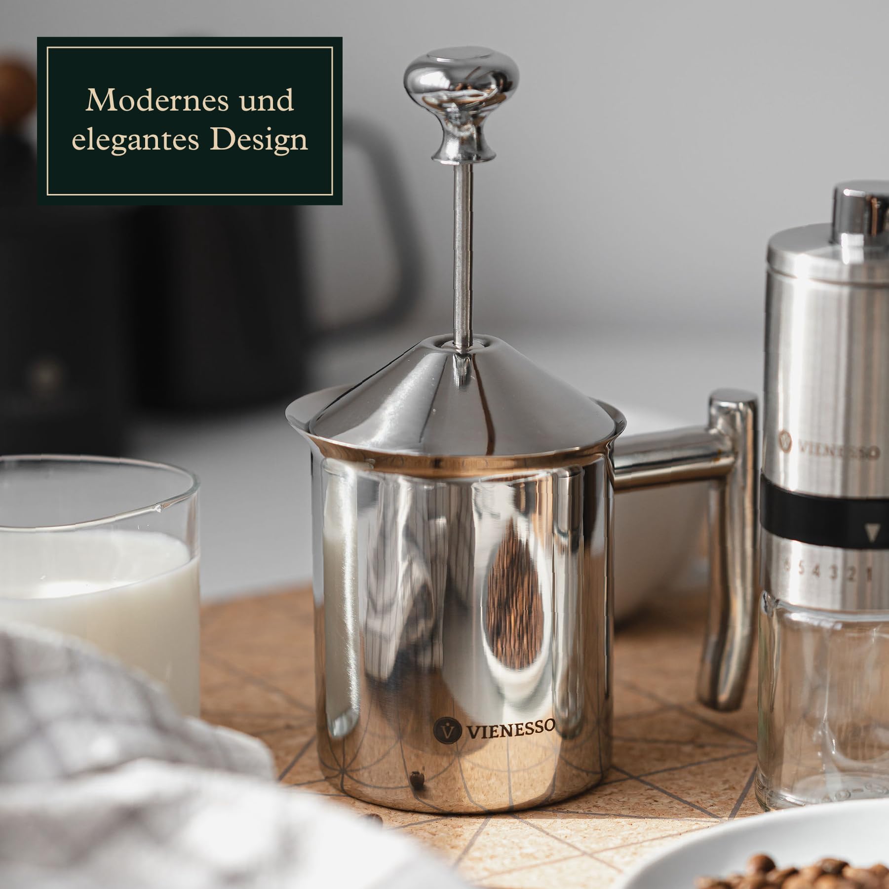 Milchaufschäumer manuell aus Edelstahl I Hand Milchschäumer mit Doppel-Mesh-Sieb für cremigen Milchschaum I 400 ml Milk Frother für Cappuccino & Latte – spülmaschinenfest inkl. Barista E-Book