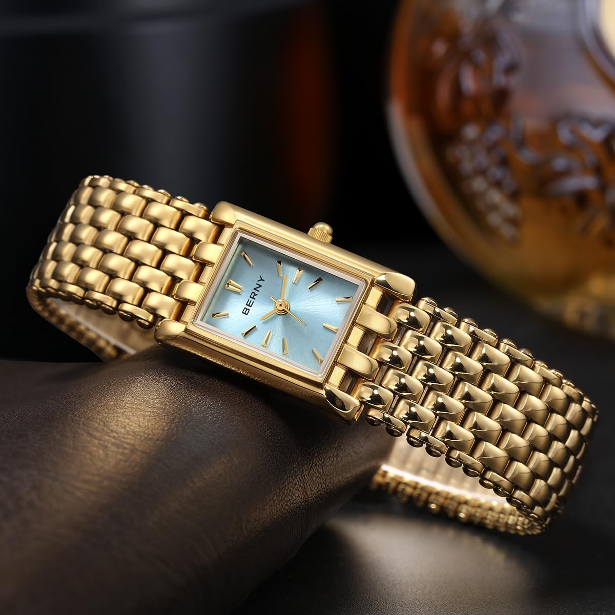BERNY Reloj de Oro para Mujeres Reloj de Pulsera Rectangular Impermeable Reloj de Pulsera de Lujo Reloj Analógico de Cuarzo de Acero Inoxidable Dial de Rayos Solares Regalo de Cumpleaños