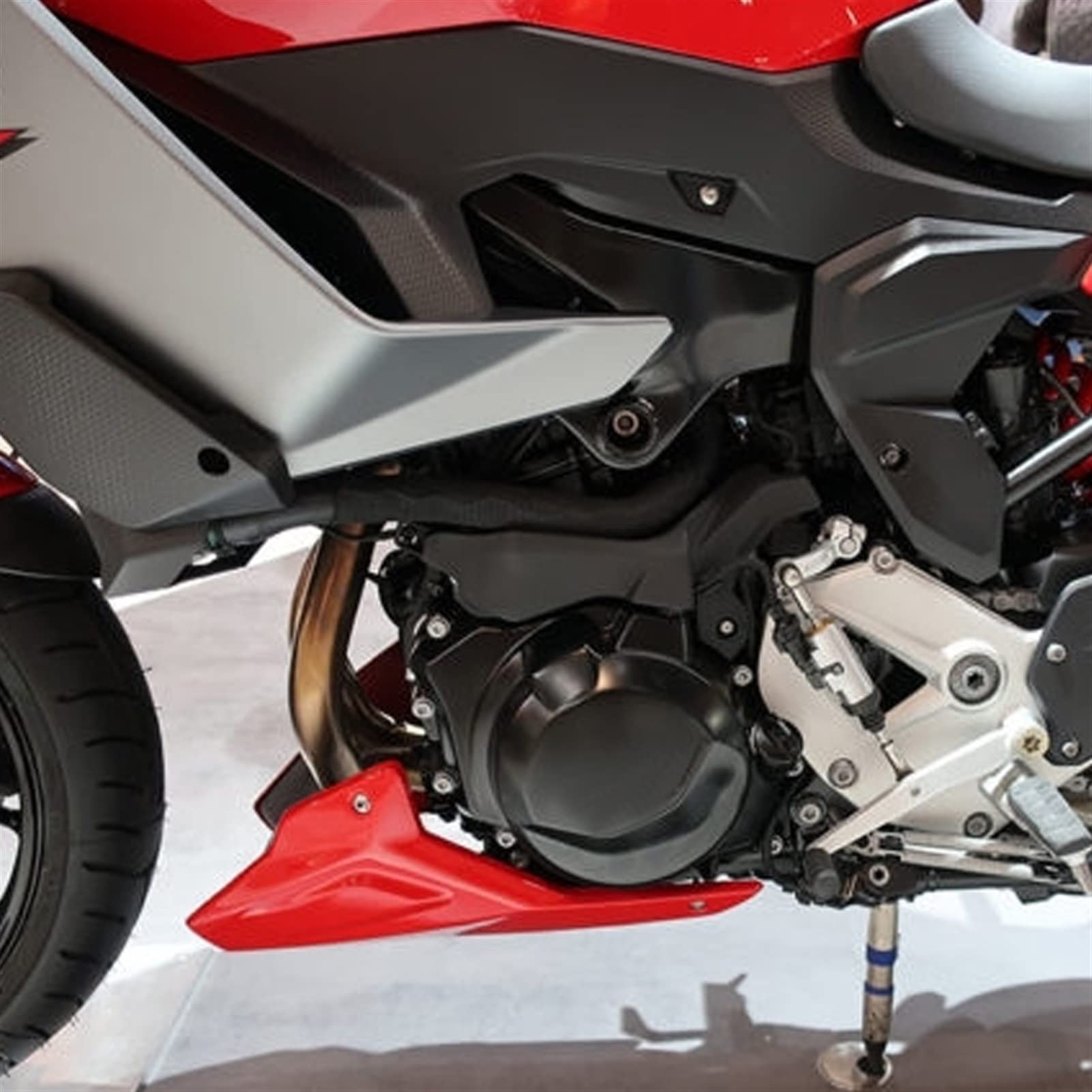 Pot d'échappement BMW F 900 XR Delta Race Inox noir B.037.LDRB