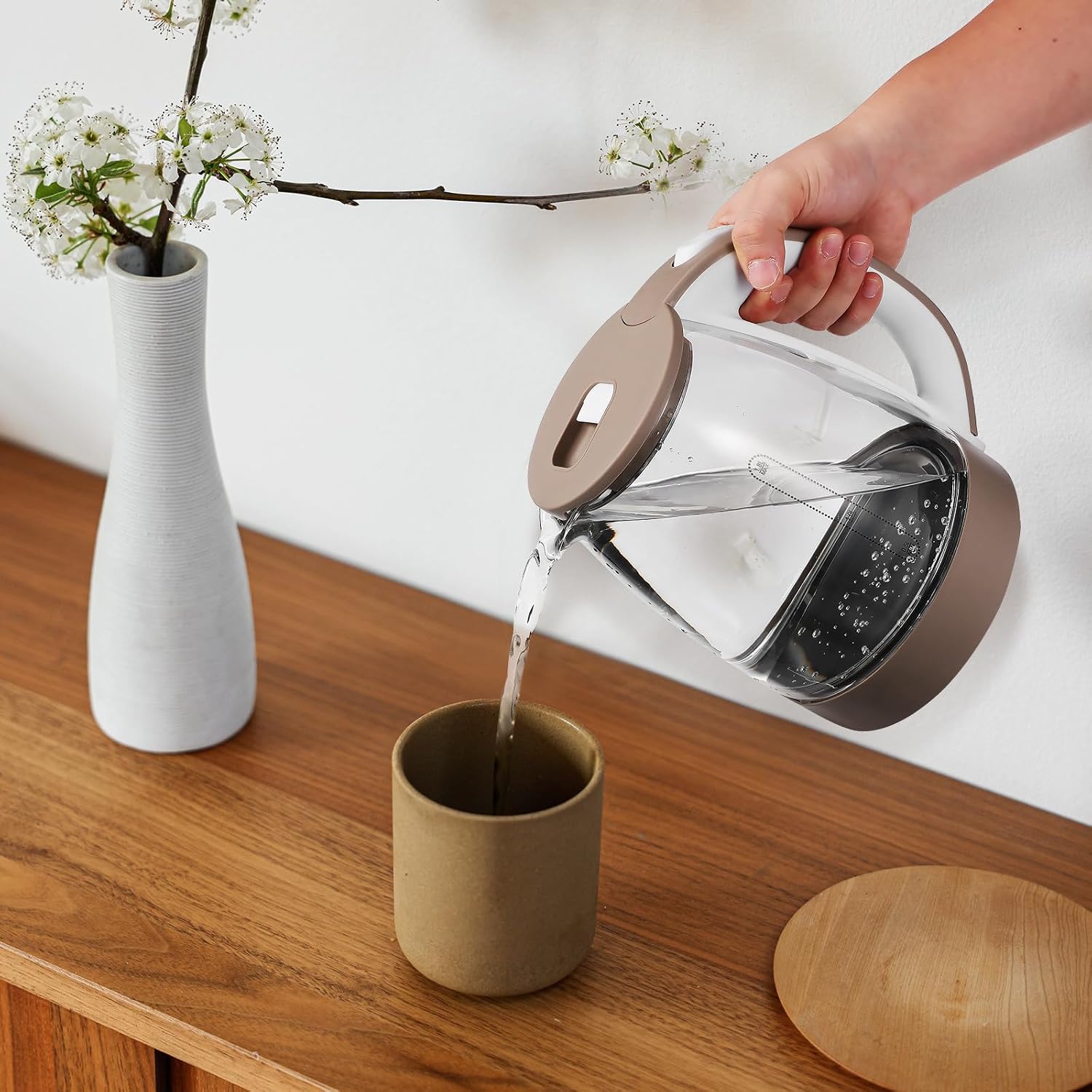 BESPORTBLE Electric Kettle 1.8l Glass Water Boiler with Auto Shut-off and Crack Resistance, 1500w Fast Boil Electric Kettle for Tea and Coffee with Ergonomic Handle and US Plug