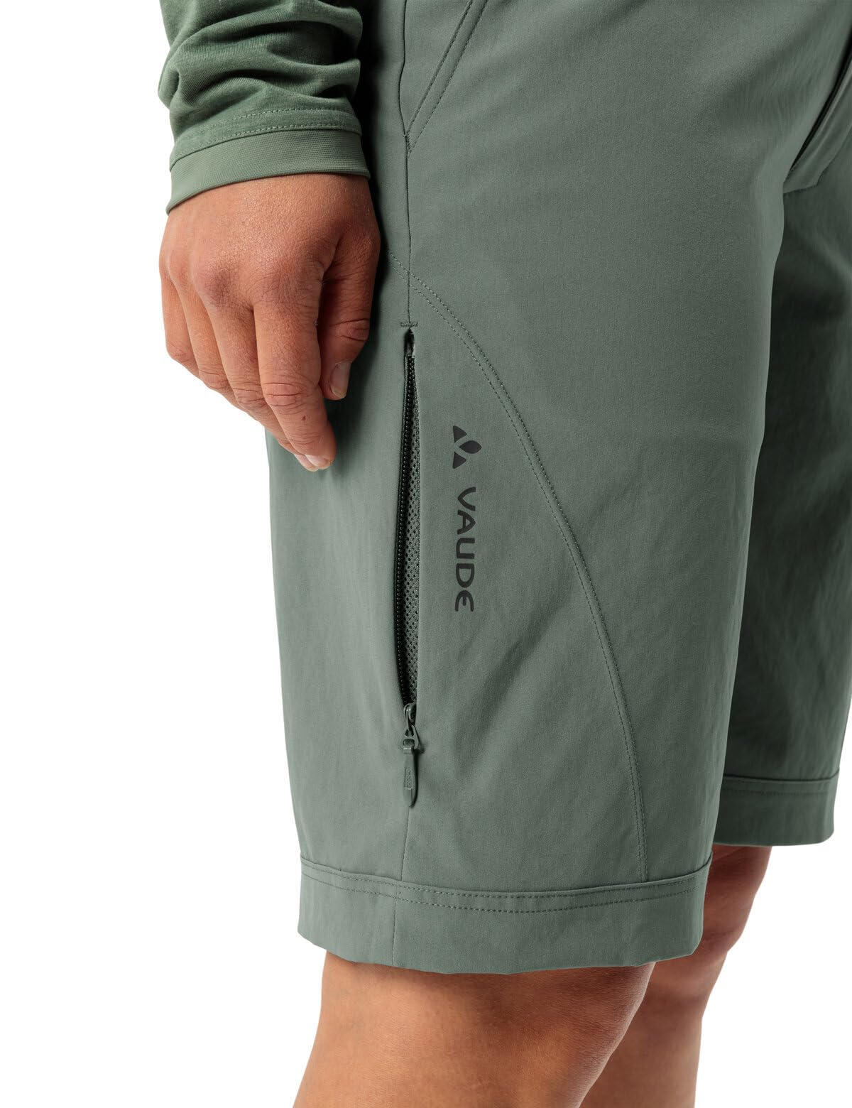VAUDE Women's Ledro Shorts - Gepolsterte MTB-Shorts mit Innenhose - atmungsaktive & elastische Fahrradhose, Agave, 44