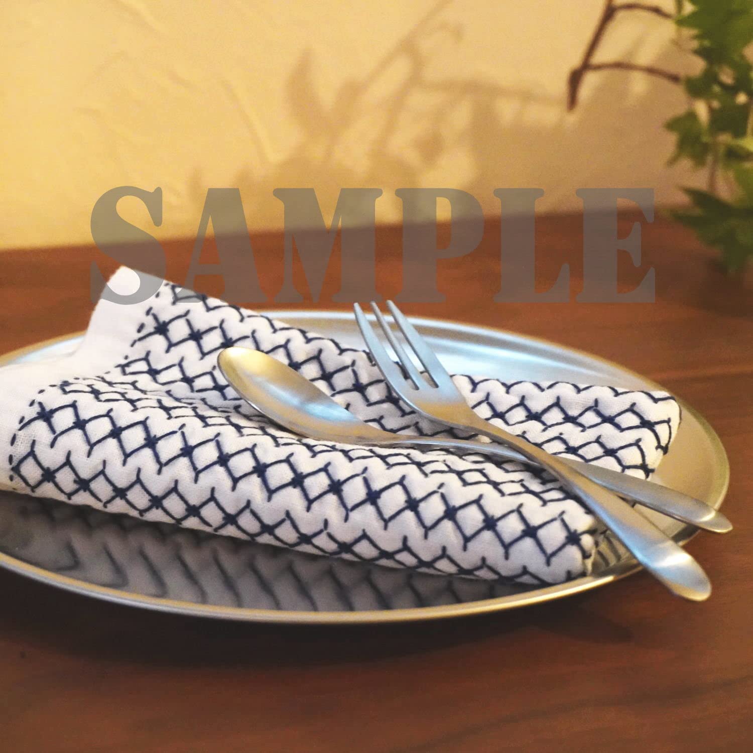 DARUMA Hitomezashi Sashiko Kit – Kit de agujas e hilos de primera calidad de fabricación japonesa con Sashiko Fukin, hilo, agujas, dedal, juego listo para usar (Dalia)