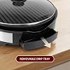Parrilla eléctrica ahumadora Elite Gourmet EMG6505G de 12" para interiores con tapa de vidrio apta para lavavajillas, antiadherente, temperatura ajustable, calentamiento rápido, comidas bajas en grasa, diseño fácil de limpiar 4