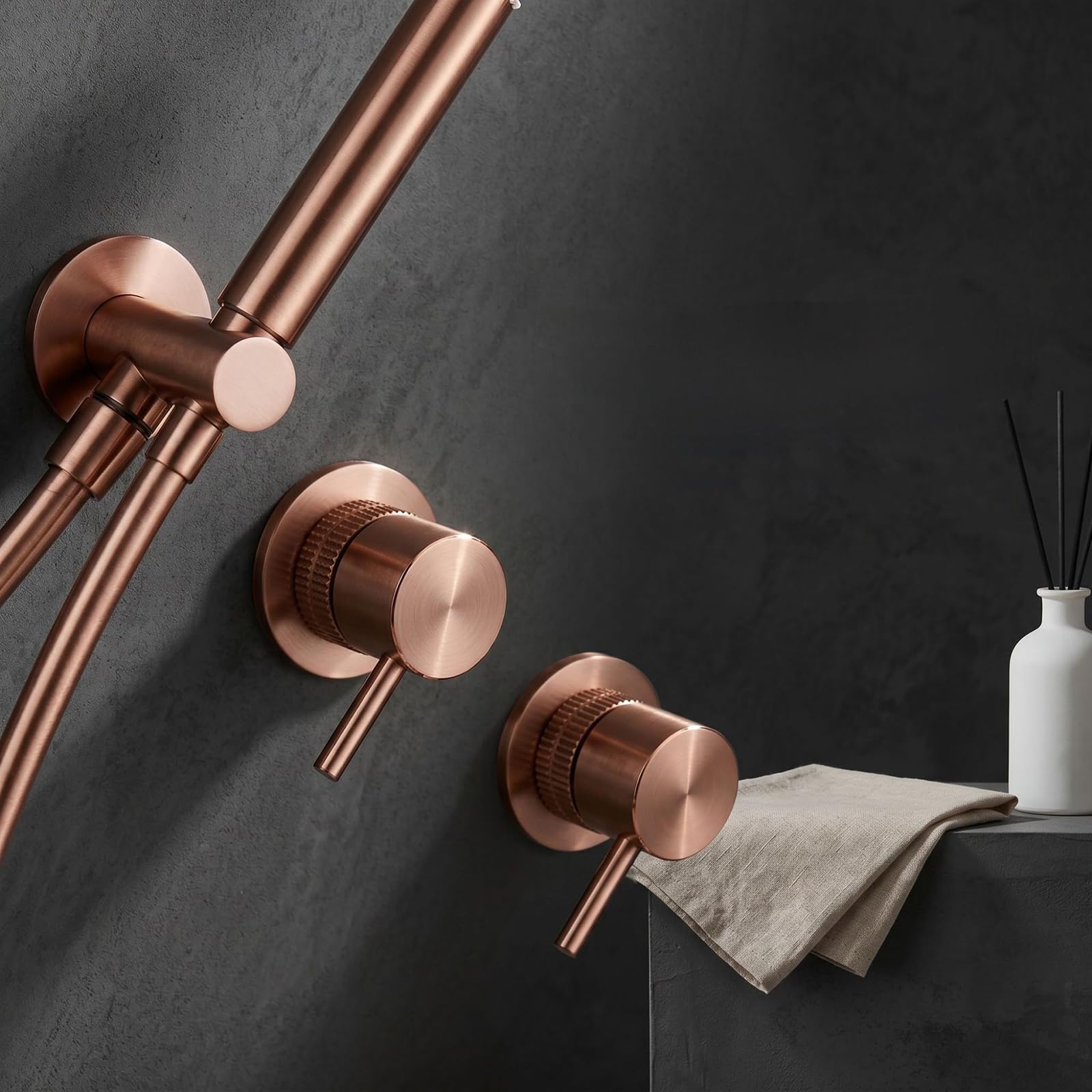 XJTNLB Conjunto de Ducha Cromado Duchas de Baño Empotrados con Rociador Ducha Efecto Lluvia y Alcachofa