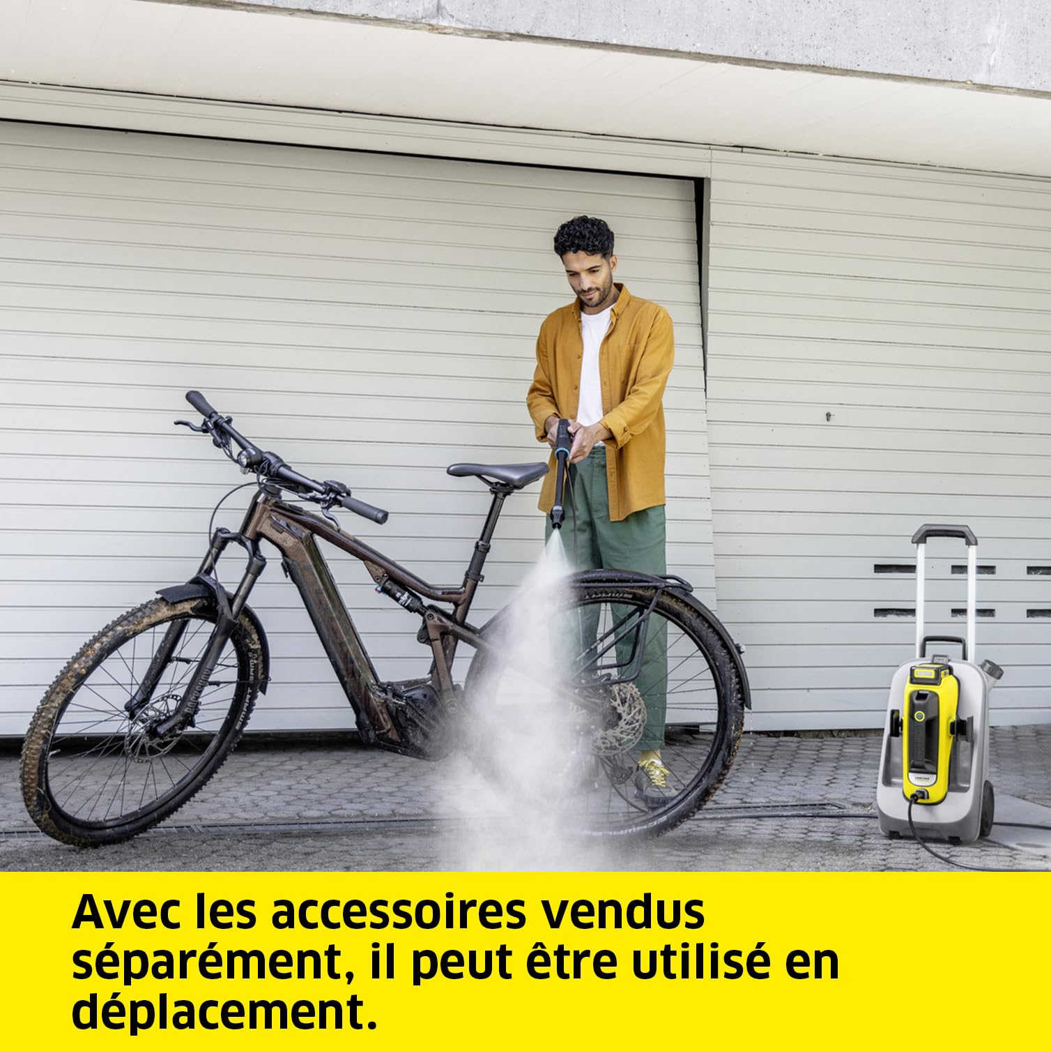 Kärcher Nettoyeur sans Fil Moyenne Pression OC 6-18, Pression: 24 Bar, Débit: 200 l/h, Poids: 2,5kg, Pistolet Pression, Buse à Jet Plat, Flexible, Compatible avec la Batterie Kärcher 18V Non-Incluse