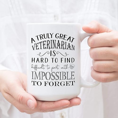 Miniatura 10 de Sweet & Salty Regalos de agradecimiento para veterinarios  A Truly Great Veterinarian is Hard to Find Taza de café, el mejor regalo de jubilación