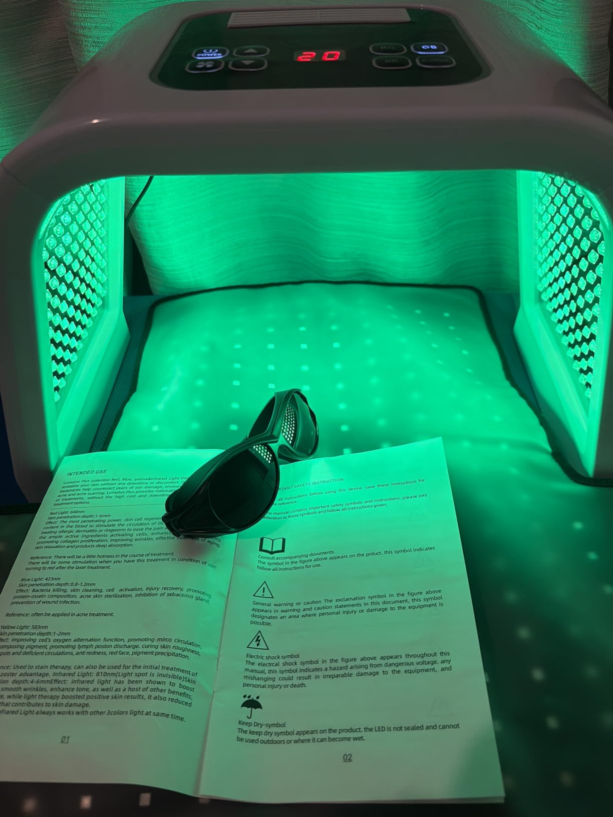 UTRENUI Infrared light therapy led facial light therapy mask-Derma plus, Photons Facial Skin Care Machine LED Beauty Mask Therapy Beauty Machine