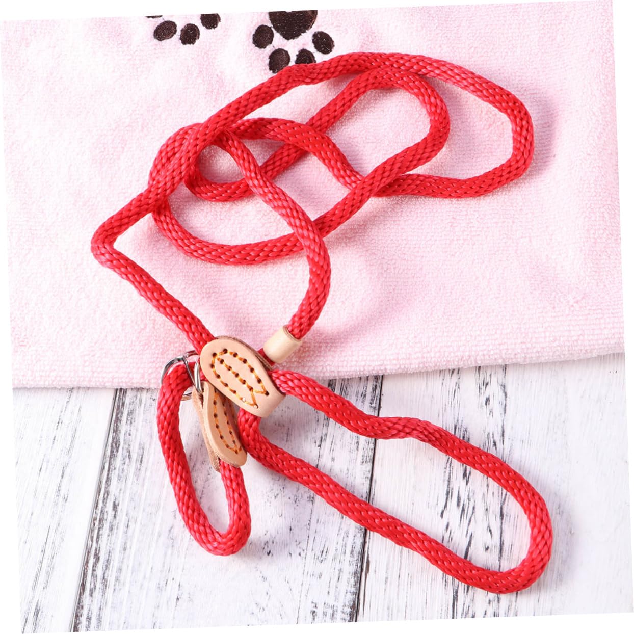 ifundom Nylon Dog Training Lead for Pets Durable and Sturdy Design Easy Control with Buckle Red Color for Training Sessions
