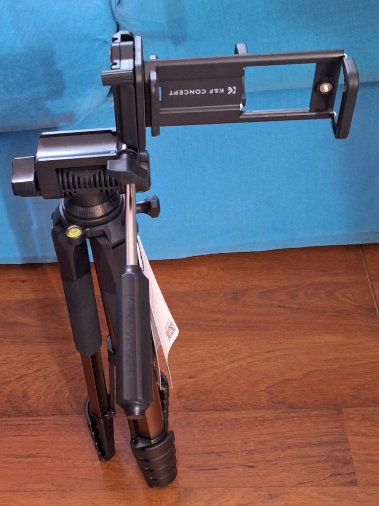 Robust, stærk, velbygget stativ, det bedste jeg har prøvet, gode vedhæftede filer, noget tyngde ved det