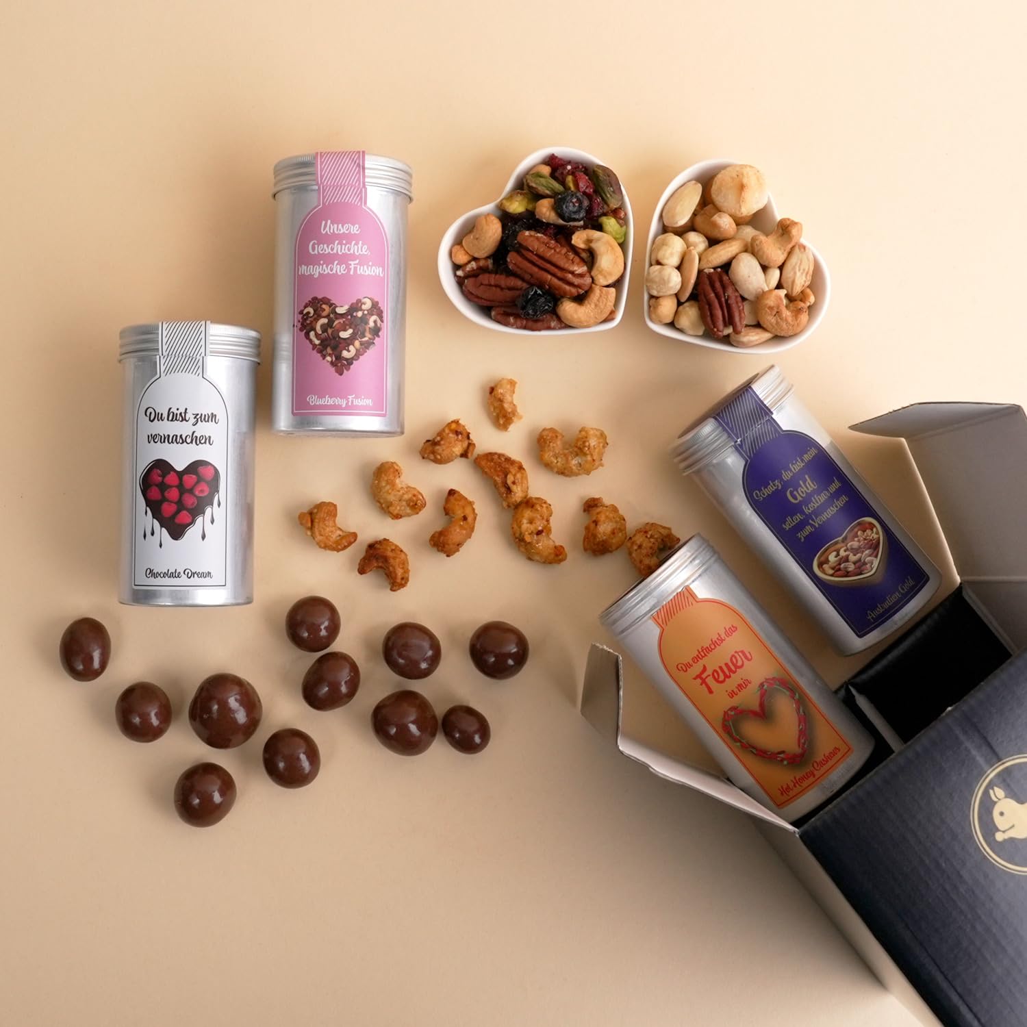 KERNenergie Nuss Geschenk Set – Geschenkidee für Paare – Valentinstag - Geschenke für Männer und für Frauen – 4 Nuss- und Schokoladen Snacks – 4x90g
