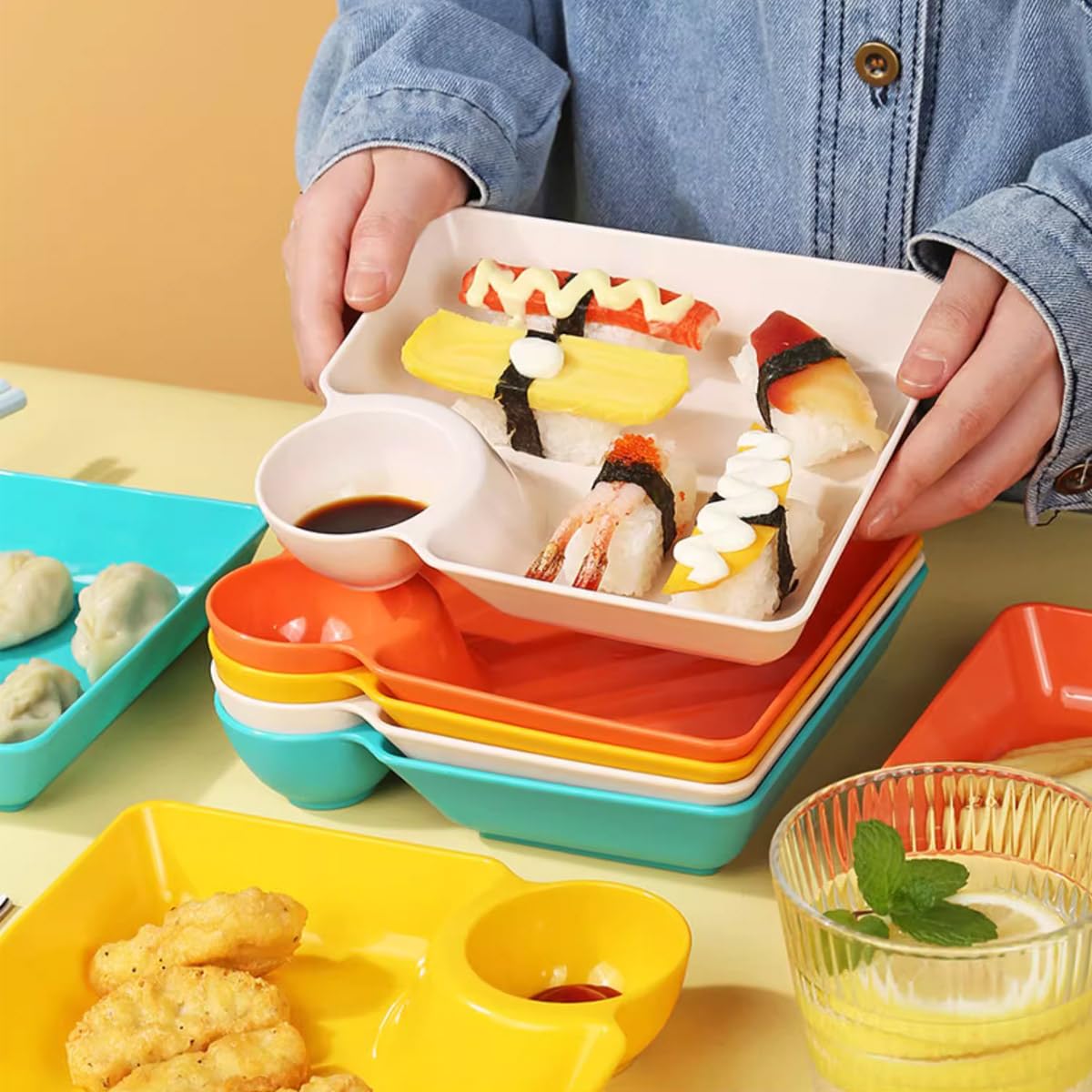 2 in 1 Snackschale und Dipschalen 4 Stück Servierplatten Nacho Teller 18.7 x 17 x 3.5cm Tapas Schalen Servierschalen Set für Vorspeisen Dips und Snacks