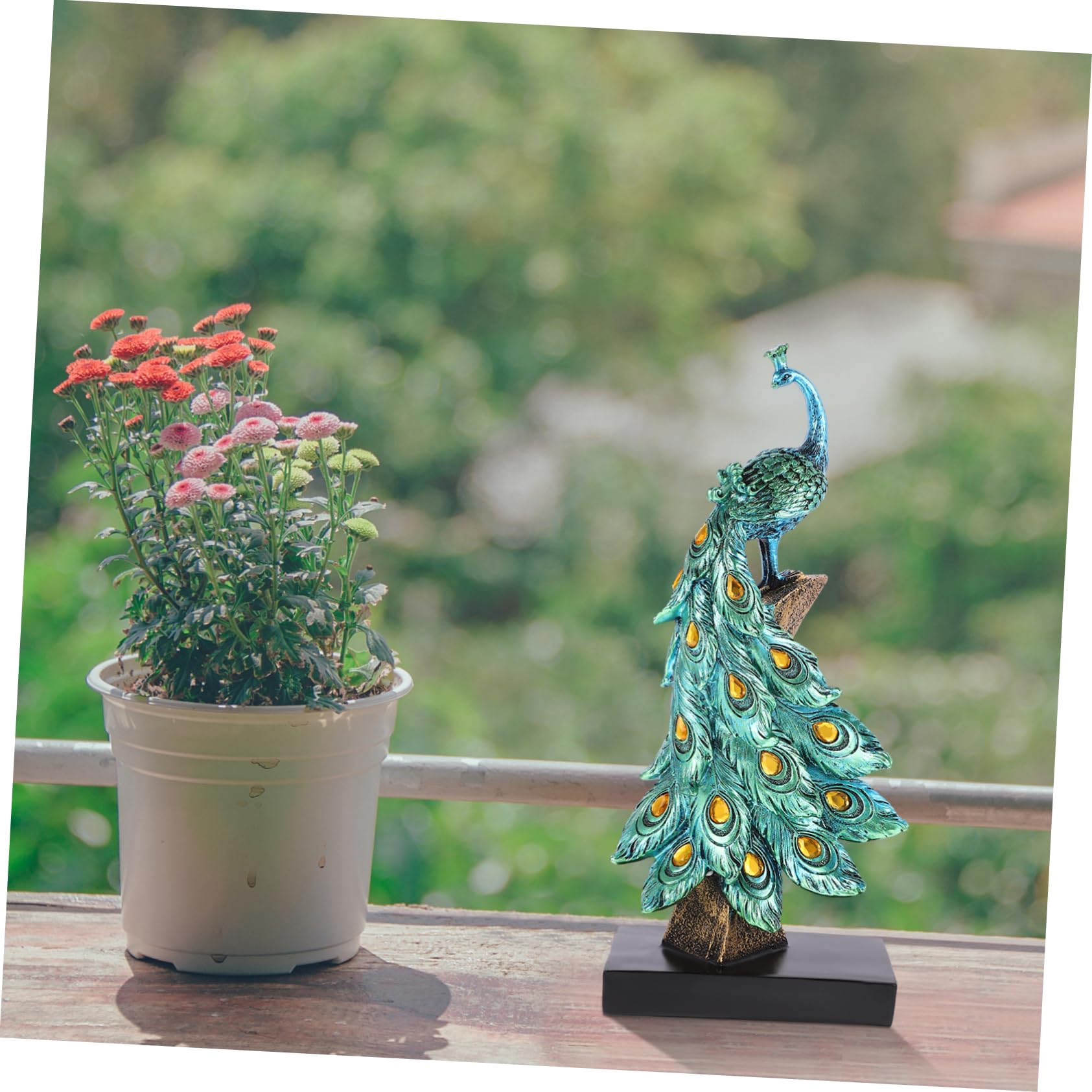 Statua di Pavone Realistico Blu in Resina Decorativa Ornamento da Giardino Scultura Raffinata per Giardino e Cortile per Decorazione Esterna