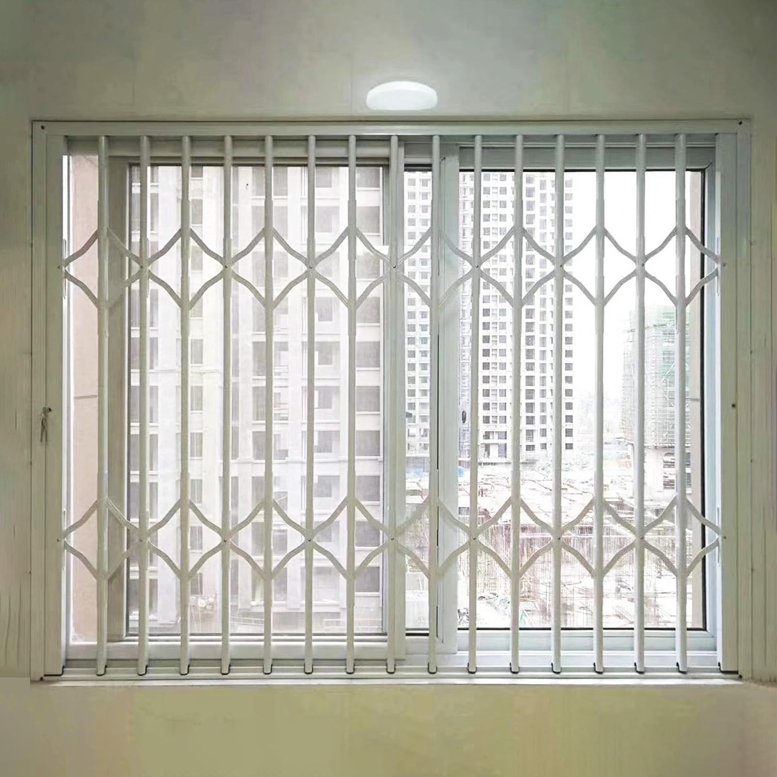 Aluminiowa kratka okienna zabezpieczająca do okien przesuwnych, bezpieczna dla dzieci, zabezpieczenie przed włamaniem, zamek i klucz, składana konstrukcja, 100 x 150 cm (40 x 59 cali) - rozwiązanie do