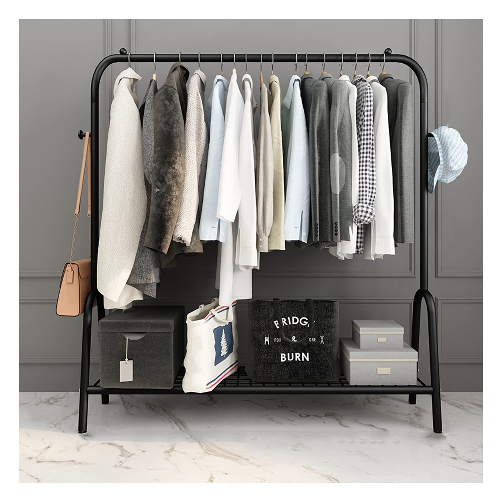 Présentoir suspendu pour robe en métal au design épuré pour dressing moderne