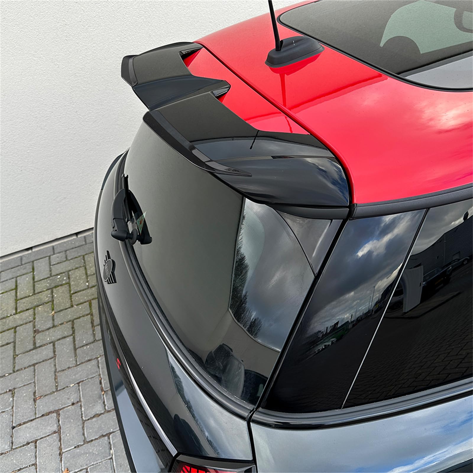 Amazon | ミニクーパーS JCW F65 F66 J01 2024-2025用リアーフ