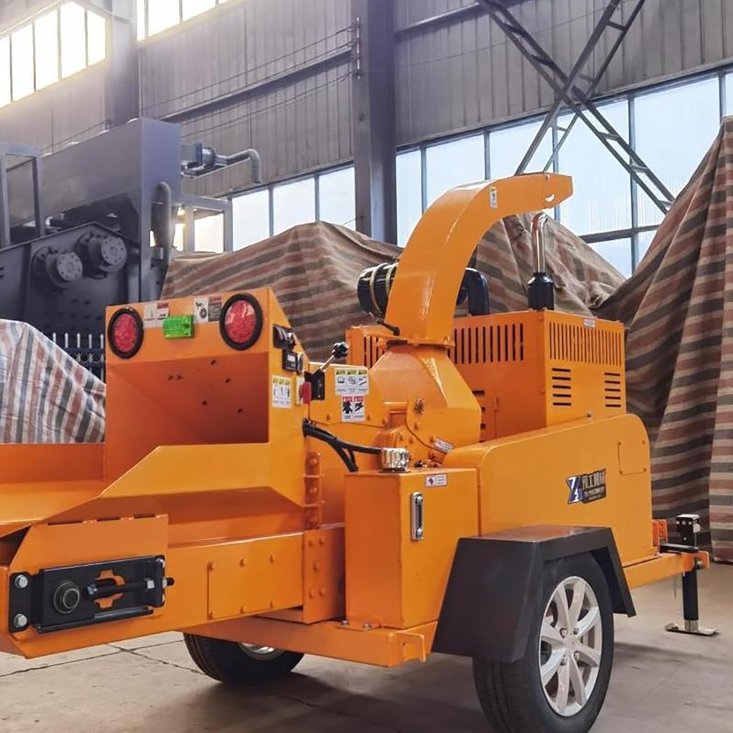 6" Towable Wood Chipper Shredder – Heavy Duty Garden Mulcher for Branches Twigs & Leaves, Suitable for Landscapers Orchard Owners & Home Gardeners, Outdoor Wood Chipping & Debris Reduction Machine