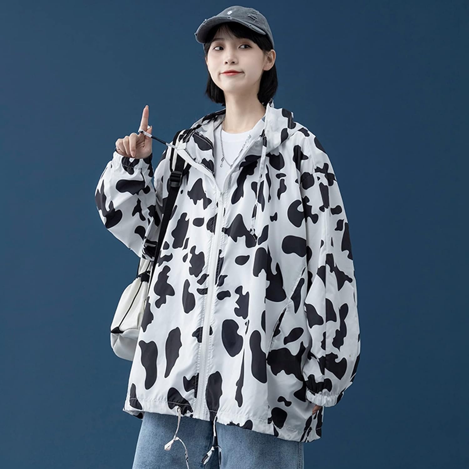お中元 ジャケット ウインドブレーカー レディース 夏 フード付き 薄手 超軽量 通気性 速乾 ラッシュガード 日焼け止め 冷房対策 運動 釣り アウトドア ゆったり 大きいサイズ おしゃれ 乳牛柄 ブラック 赤 M 2xl Gts Com Pe