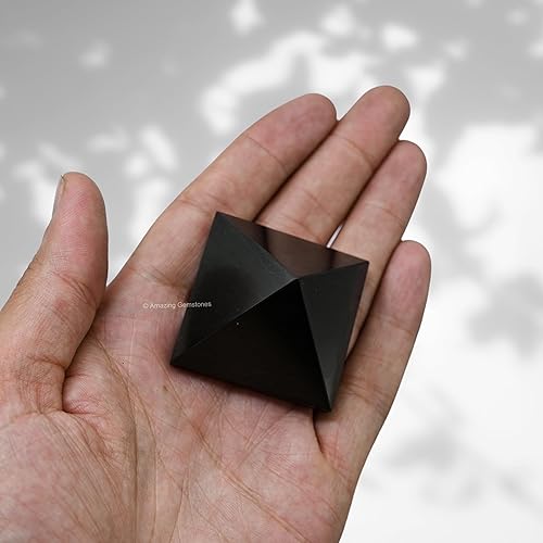 Miniatura 3 de Shungite Pyramid Crystal Healing Shungite Stones - 35mm Shungite Crystal Pyramid Figurine Piedra Shungite Original for E M F Protection, Meditation,