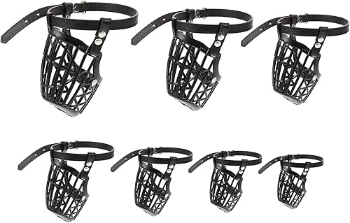 TEHAUX 1 juego de 7 bozales de plástico para perros con correa ajustable de piel sintética, cubierta de boca de perro a la moda, seguridad