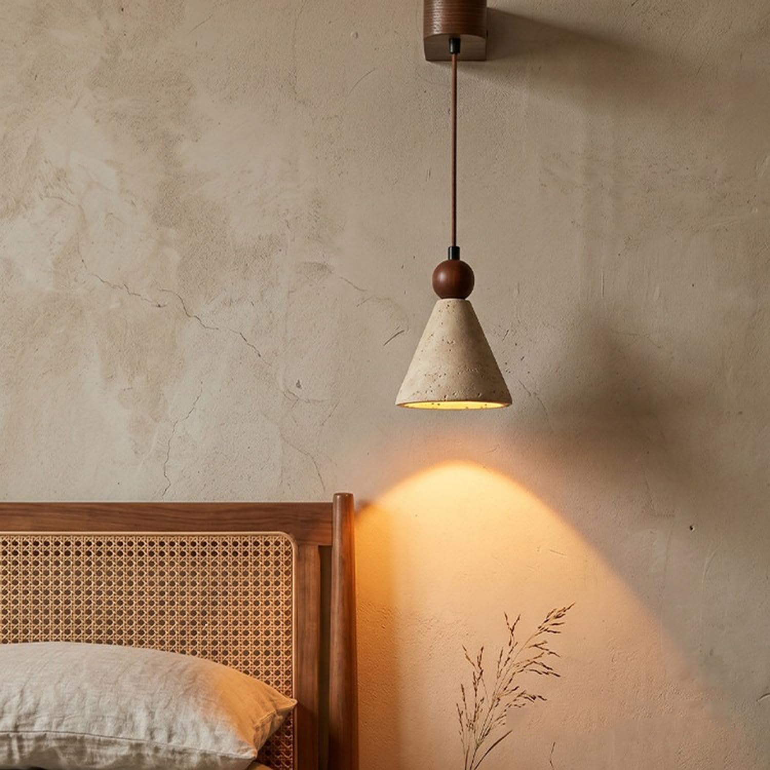 Lampada da parete in travertino in legno artistico