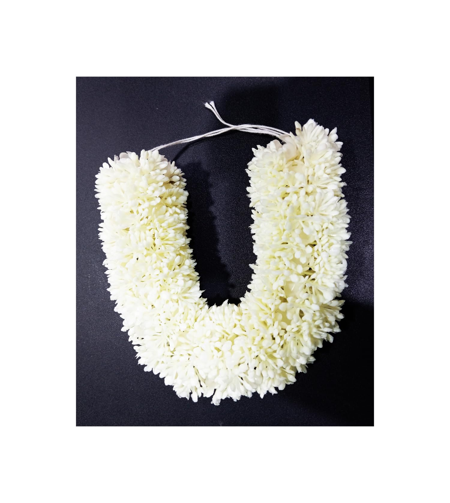 Yuktha Eternals Hair Gajra in Artificial Flower, Garland Juda Decoration Phool Gajra for Women, Juda Bun Realistic Hair Accessories