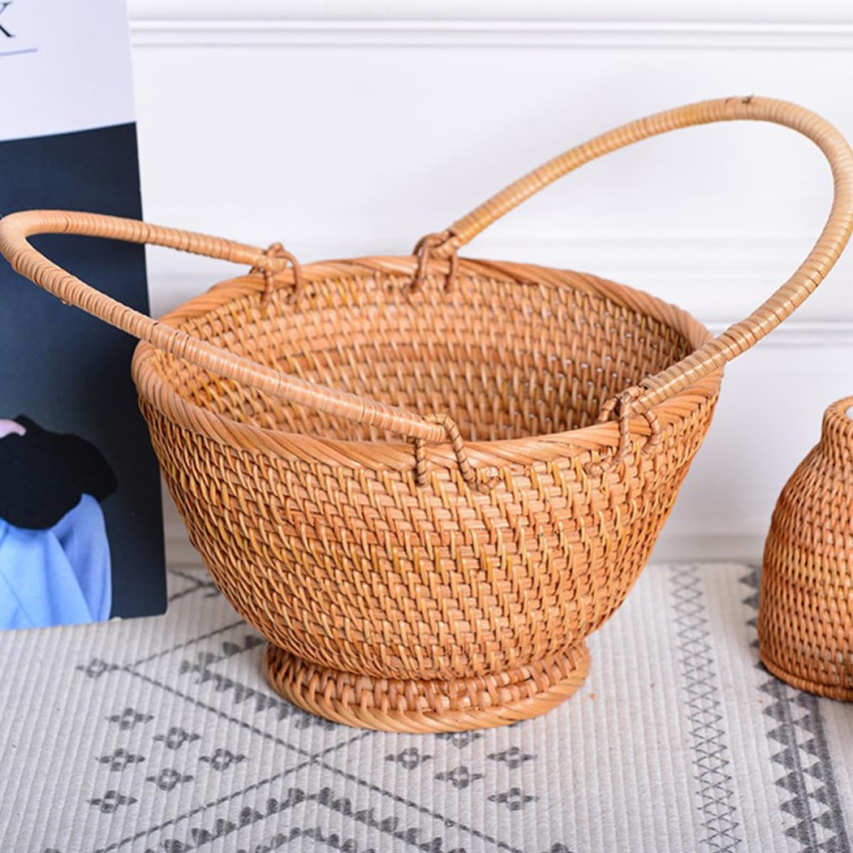 SHERCHPRY Cesta Tejida de Ratán Portátil para Picnic y Almacenamiento de Frutas y Snacks Diseño Práctico y Natural para Uso Exterior