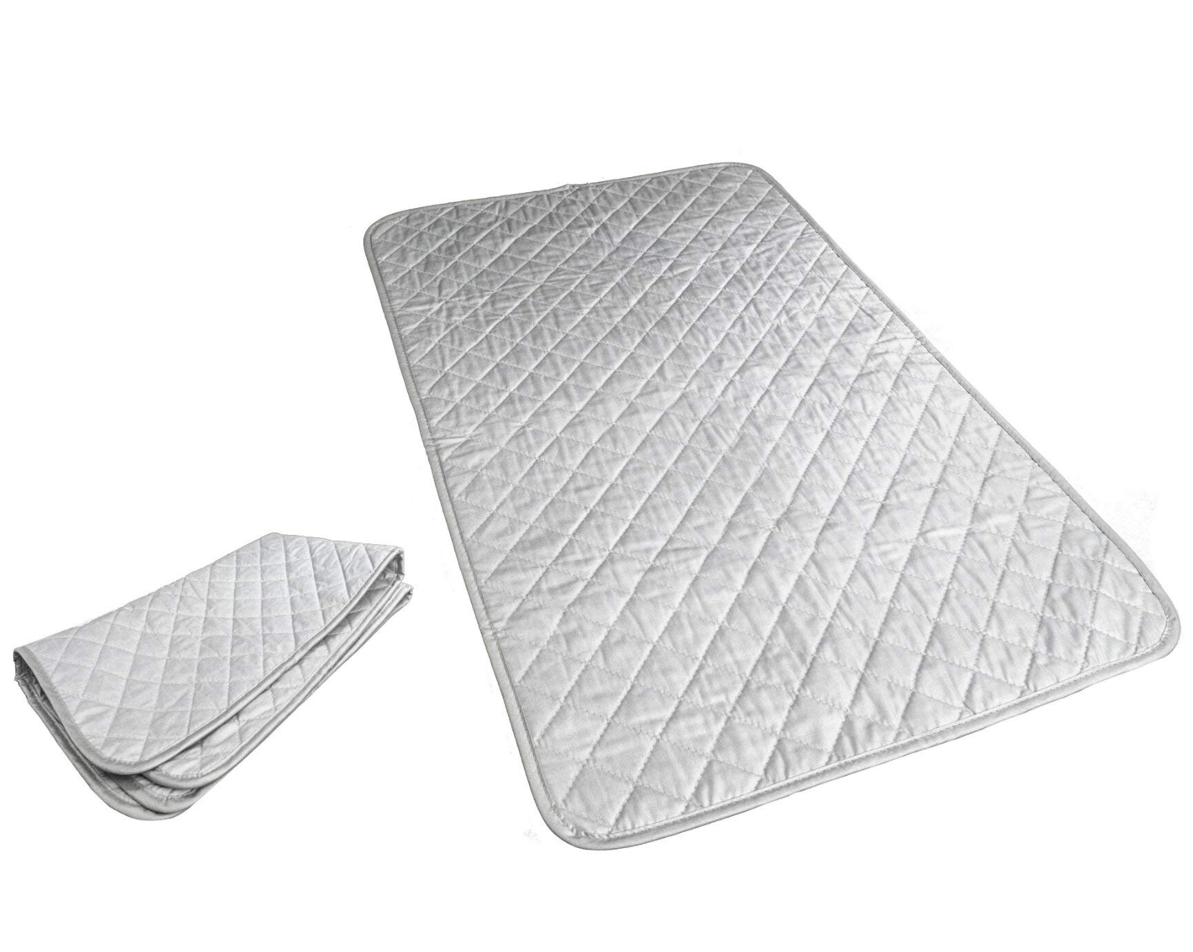 Alfombrilla de planchado (plancha en cualquier lugar), manta portátil de viaje – 100% algodón acolchado – protege las superficies, esquinas pesadas – Cubierta para lavadora, secadora de mesa,