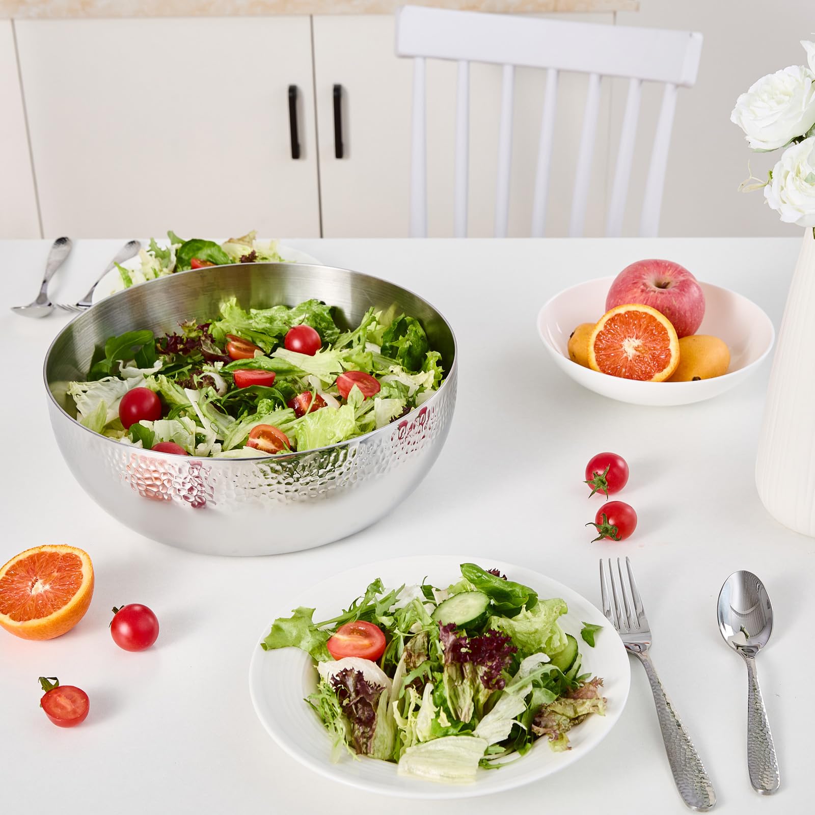 Brightalk Ensaladera martillada de acero inoxidable de 4,252.4 g, cuenco grande para servir palomitas de maíz de frutas