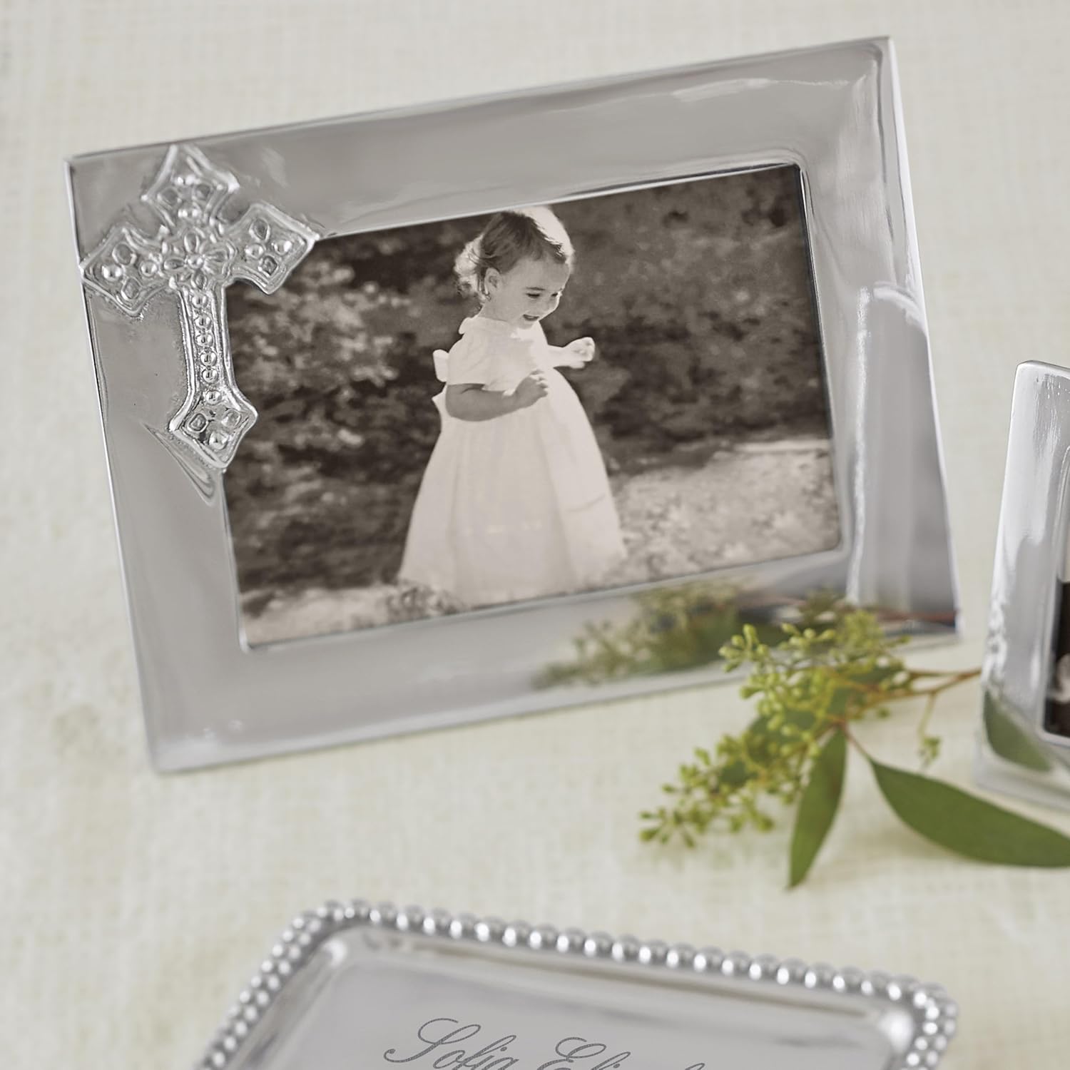 Mariposa Cross Frame, 4" x 6"