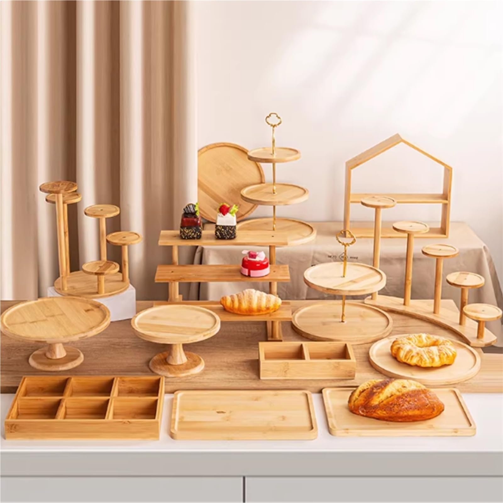 Tavolo dei dolci Alzate for torte a forma di casetta, vassoi for il tè pomeridiano e articoli adatti for buffet freddi pause Alzata per cupcake